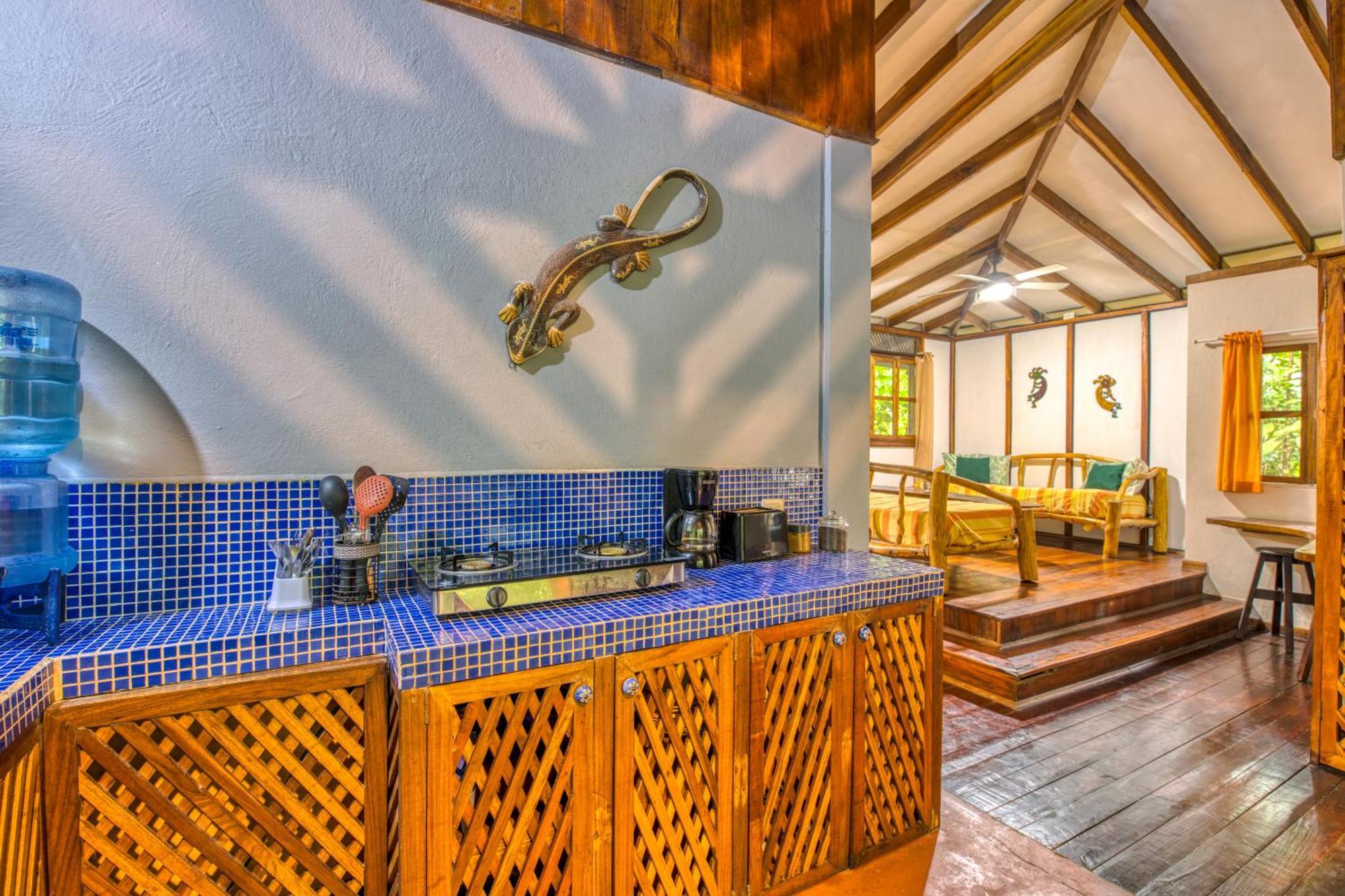 Pachamama Jungle River Lodge - Punta Uva Puerto Viejo de Talamanca Extérieur photo
