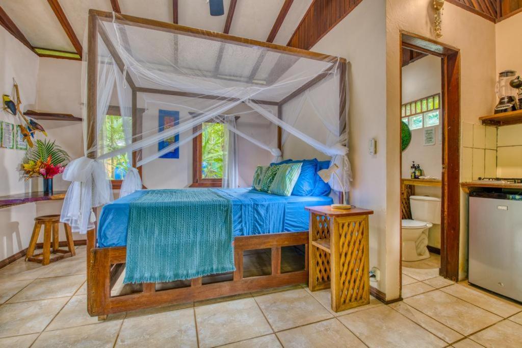Pachamama Jungle River Lodge - Punta Uva Puerto Viejo de Talamanca Extérieur photo