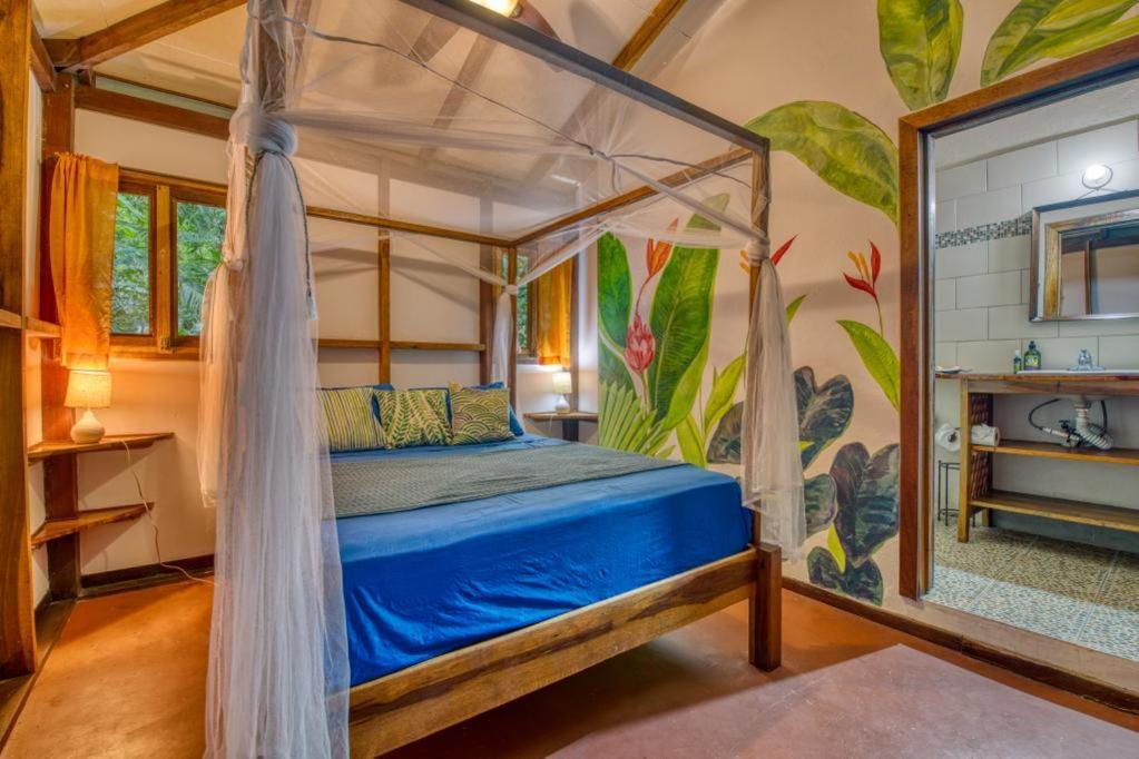 Pachamama Jungle River Lodge - Punta Uva Puerto Viejo de Talamanca Extérieur photo